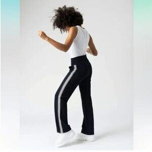 Zaggora Activewear Pull-on High Rise Straight Leg Pants with Tuxedo Stripe Sz 2